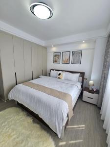 Kileleshwa Two Bedroom Dining Suite with Skyroof Gym & Balcony