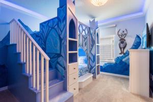 10 bedroom luxury villa Windsor Island