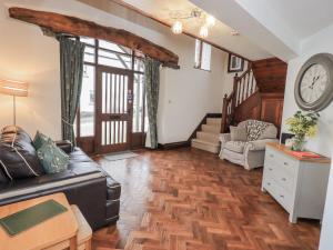 Horse and Farrier Barn