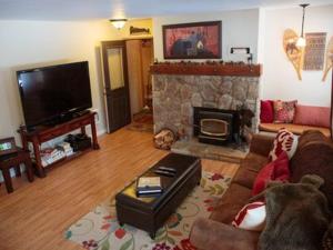 Amazing Gem Next to golf course with View- Pool & jacuzzi