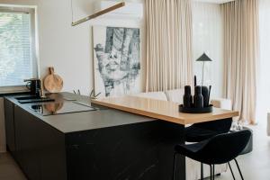 By the lake apartment