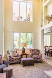 Spectacular Driggs Townhome with Hot Tub