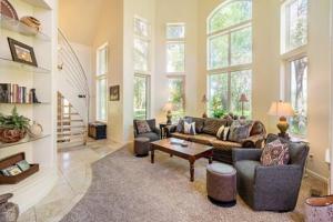 Spectacular Driggs Townhome with Hot Tub