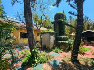 Mazzola Safari House & Backpacking