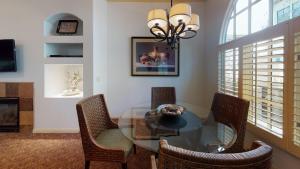 LV260 Legacy Villas Spacious 2BD-2BA Getaway