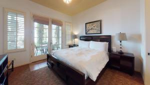 LV260 Legacy Villas Spacious 2BD-2BA Getaway