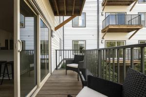 Family Group Retreat 3 Queens Pool Table 4th