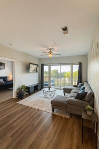 Across from UAB Spacious 2BR Retreat 2nd