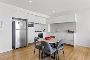 A Views over Surfers Paradise 1 Bedroom Apartment