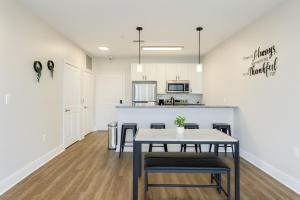 Across from UAB Spacious 2BR Retreat 3a