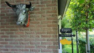 City Farmer Amsterdam a Guesthouse with Free Parking, Bikes & Easy City Center Access