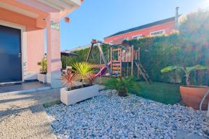 Sunny Caparica House