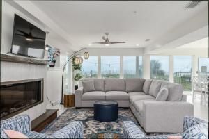 Be A Nomad - 7 Bedroom Beachfront House Jacksonville Beach Sleeps 14