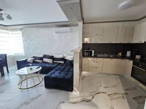 Small Central Flat - Walk to Station & Cathedral