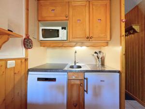 Résidence Villaret - Grand studio 4 personnes aux pieds des pistes, vue montagne. MAE-8891