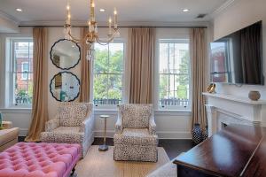 Chateau on Charlton by Lucky Savannah