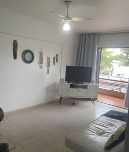 Apê em Itaúna 50m da praia com Estacionamento Melhor Localização