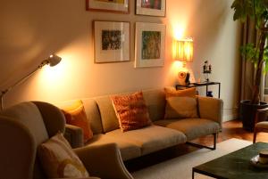 Entire home with direct Vondelpark view