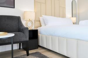 Oceanfront Bliss with Breathtaking Views