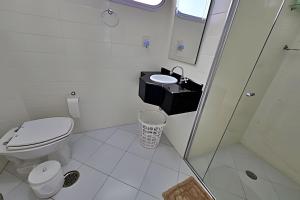 02 dorms csuíte, Varanda, só 02 quadras da praia