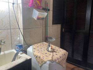 Apê em Itaúna 50m da praia com Estacionamento Melhor Localização