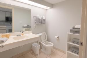 Camelot By Sea Great 2-Br direct Oceanfront Condo near Broadwalk