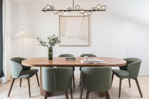 Homeclub 3BR Apt with Terrace, Parking, Pool, Gym & Cinema