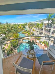 Top Floor , Ocean and Resort Pool Views at Alex Beach Resort for 2 !!!