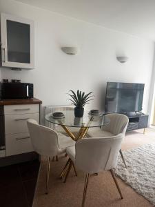 1 Bed Flat Excel, IFS clouds, 02 arena, city Airport, Custom House