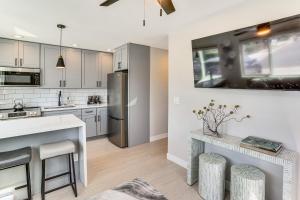 Newly Updated! Commuter-Friendly Anaheim Home