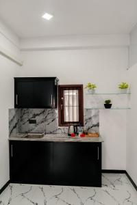 Transit Heaven - 10 Minutes to Airport