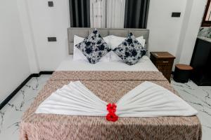 Transit Heaven - 10 Minutes to Airport