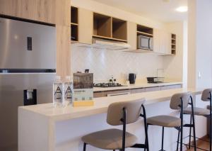 Inviting 2BR Balcony in Miraflores