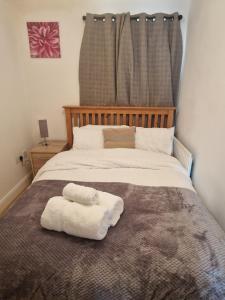 Birmingham City Centre Cosy 2 Double Bedroom Apartment Free Parking Workspace and close to O2 Arena