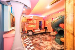 Radical Home with Simulator by the Movie Cars 10SE