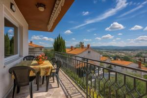 Apartment Smode With Bayview - Happy Rentals 