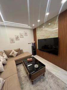 Evoke suites emerald