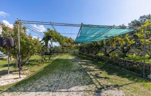 1 Bedroom Nice Apartment In Banjol