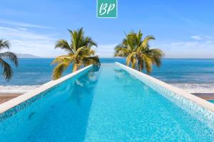 Harbor 171 - Beachfront Suites with Pools Gym & Rooftop