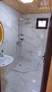 Kolkheti Eco Cottages livlivi ლივლივი - small cottage