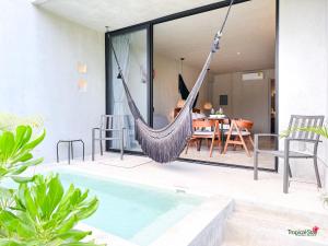 Private Pool New Jungle Apartment King Bed Wifi 603