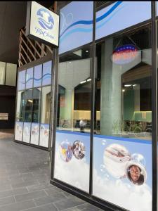 Modern 1-Bedroom Apartment, Perfect City Getaway