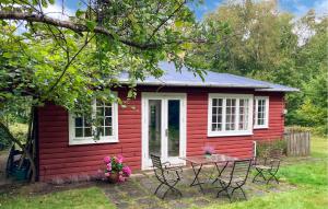 Lovely Home In Hundested With Wifi