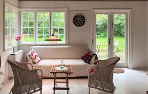 Lovely Home In Hundested With Wifi