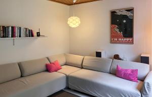 Lovely Home In Hundested With Wifi