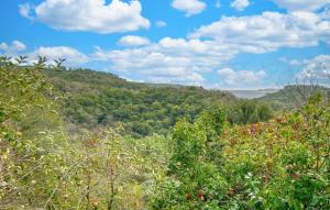 Lovely Home In Beauregard-De-Terrasso