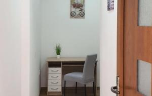 Lovely Apartment In Fazana With Wifi