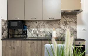 Lovely Apartment In Fazana With Wifi