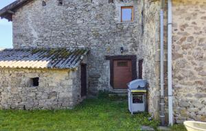 Pet Friendly Home In Royères With Wifi