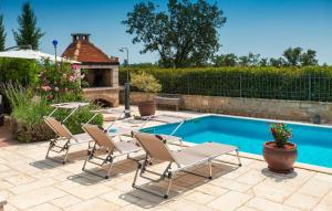 Lovely Home In Kastelir